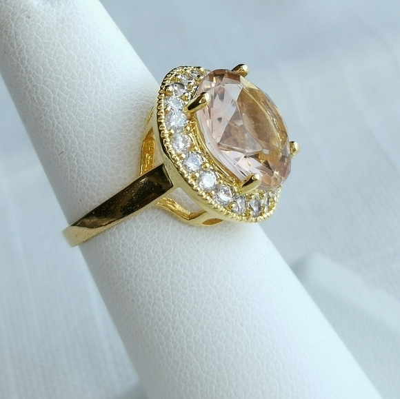 Morganite cz cocktail ring 18k gold overlay size 6 🆕 - Picture 2 of 6